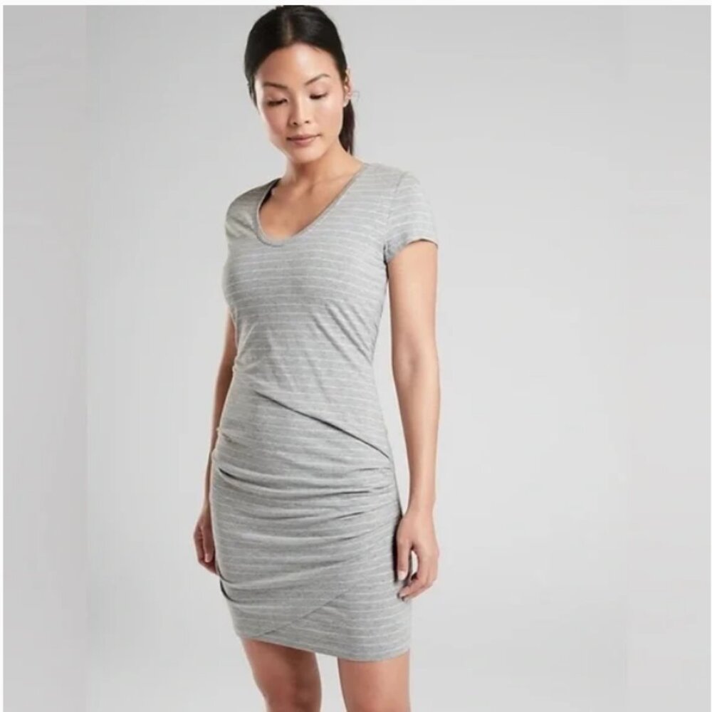 Athleta Central Stripe fitted t-shirt dress in gray M